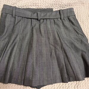 Abercrombie & Fitch Gray Pleated Mini Skirt